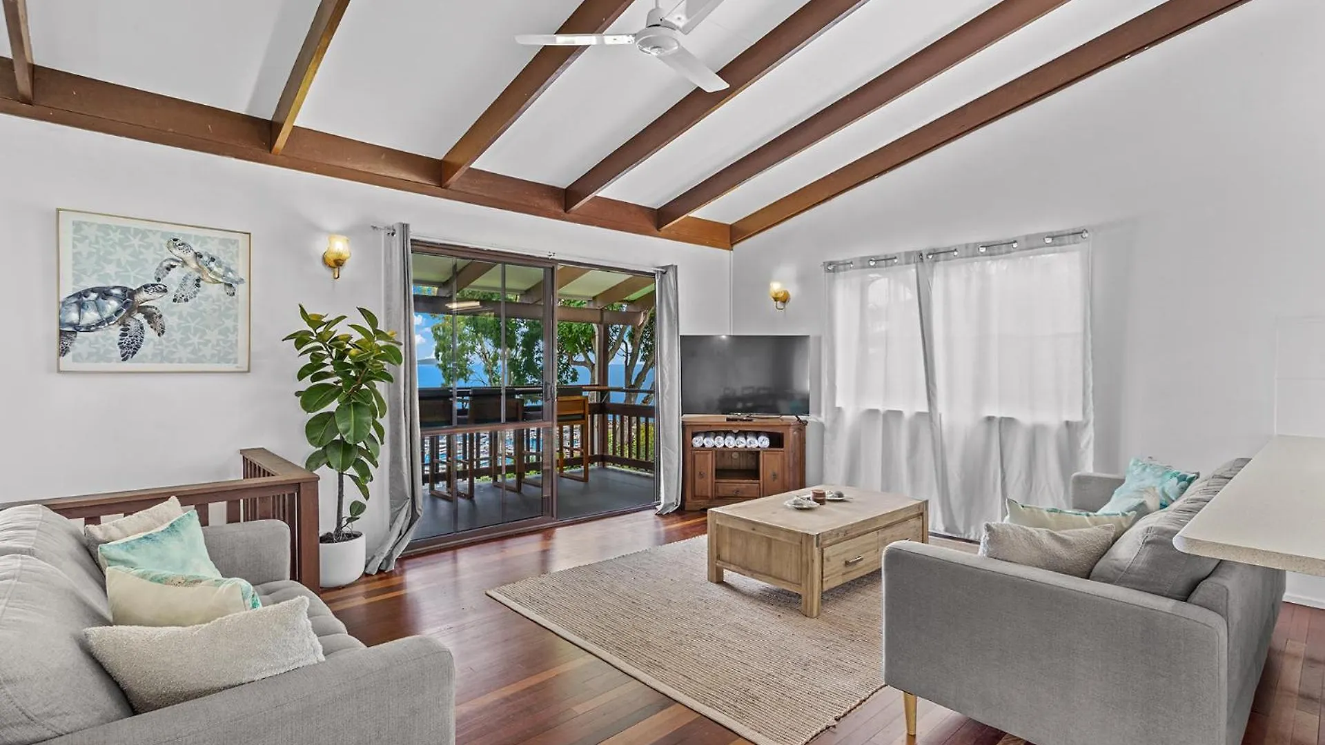 Holiday home Sailor'S Lookout Villa Airlie Beach