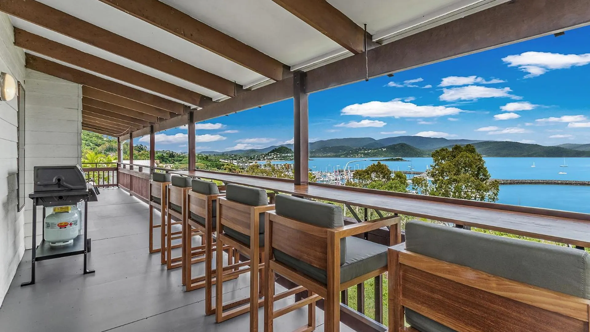 Sailor'S Lookout Villa Airlie Beach Holiday home